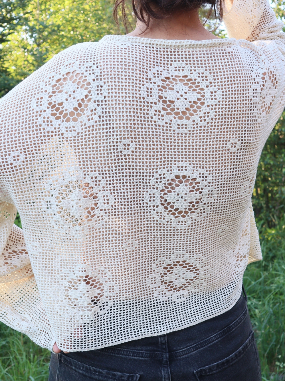 Upcycled Vintage Cotton Lace Tablecloth Crochet Tie-Front  Top in Cream L • XL - Picture 4 of 7